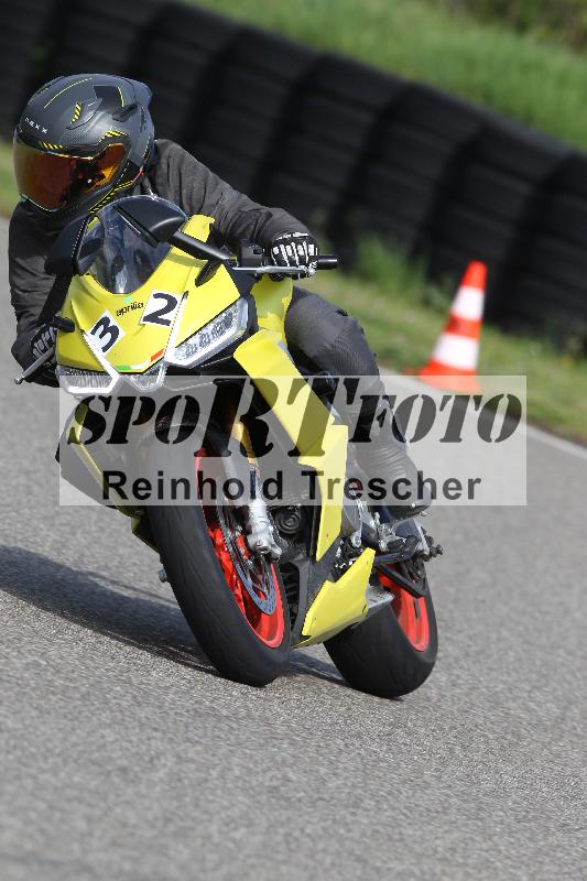 /Archiv-2025/10 23.04.2025 Cornu Master School ADR/gruen-vert/32